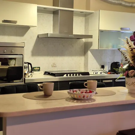 Daire Elegantia Domina In The Center